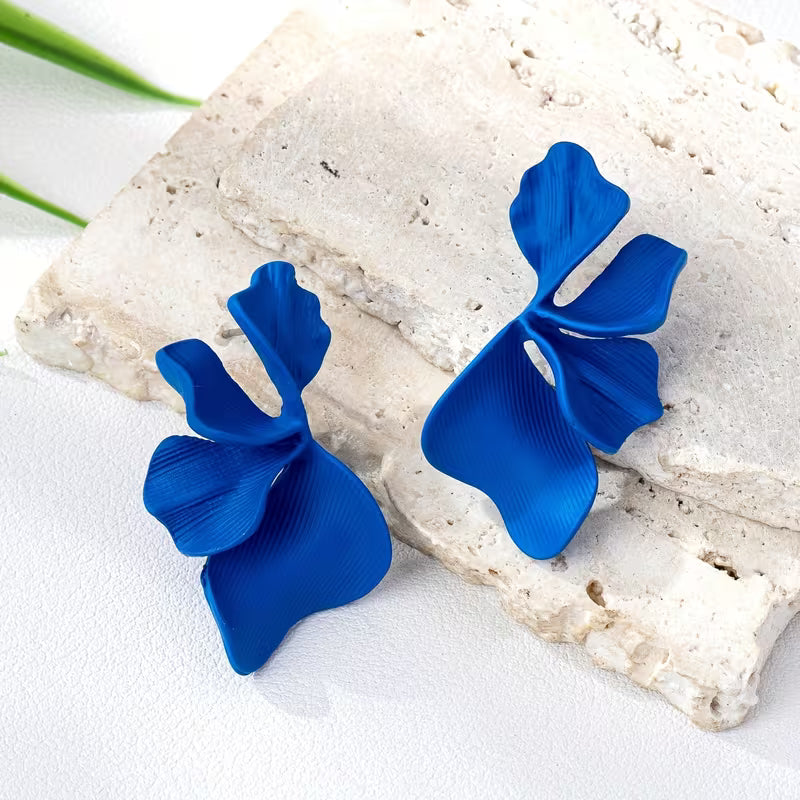 Blue Wall Flower Earring